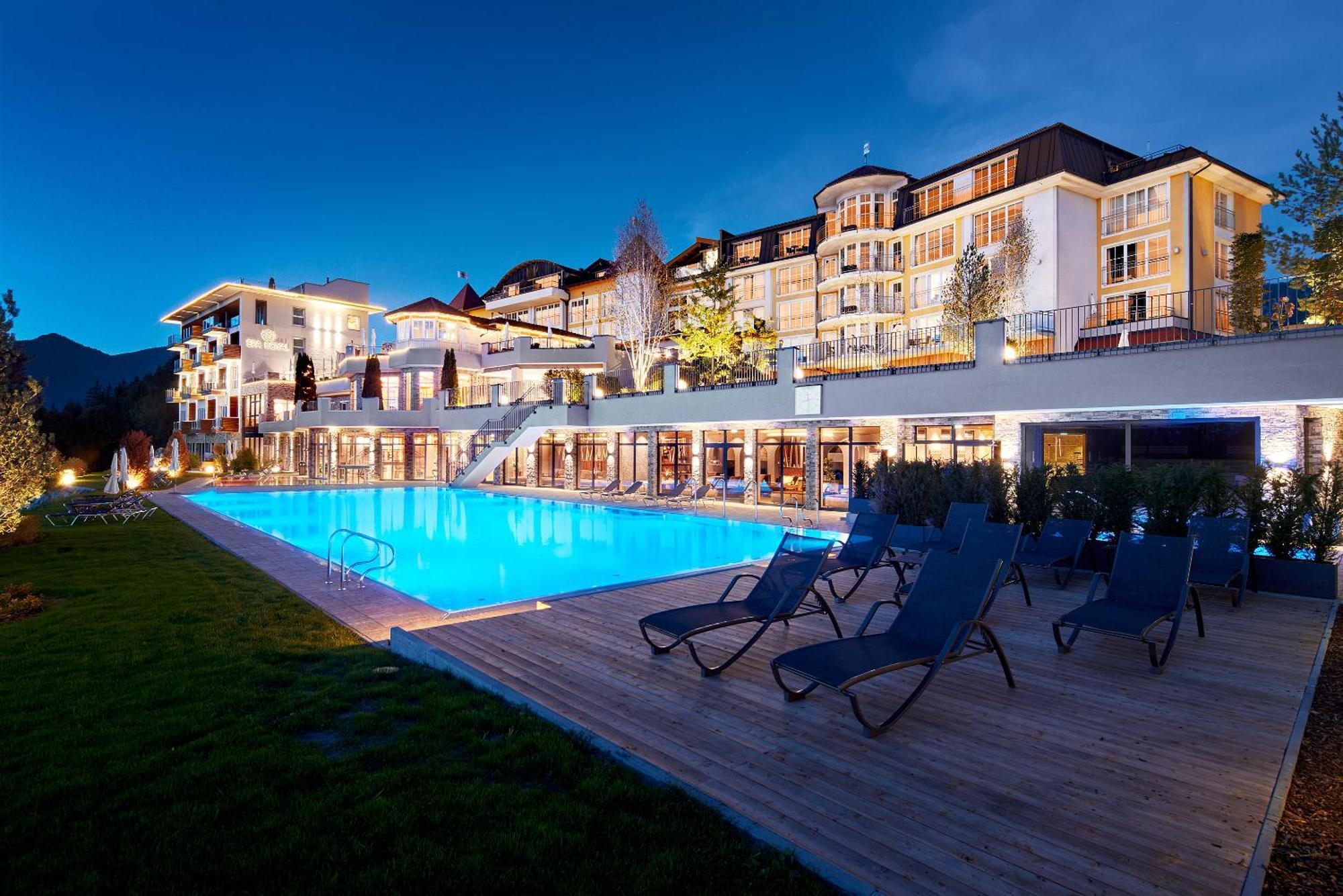 Hotel Panorama Royal 4*