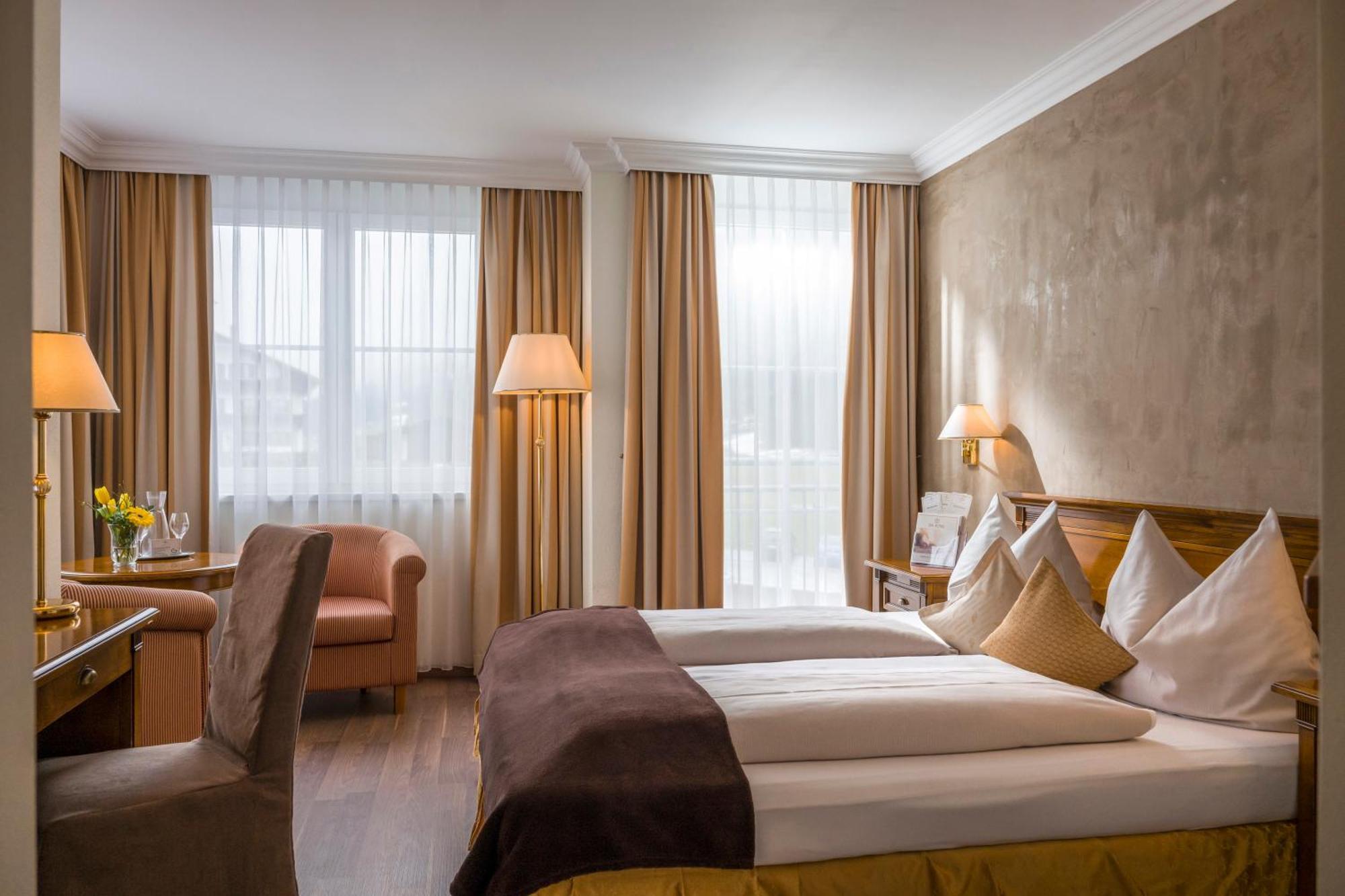 Panorama Royal Hotel 4*